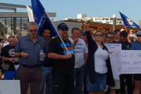 Brisbane ferry drivers strike again for pay rise