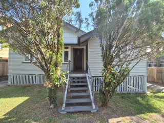 Newly Painted 1-Bed Unit in Quiet East Brisbane